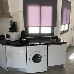 https://apartamento-4-granada-8.hotelsinnerja.org