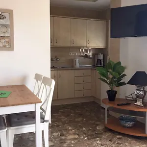 https://carihuela-park-torremolinos.1costadelsol.com
